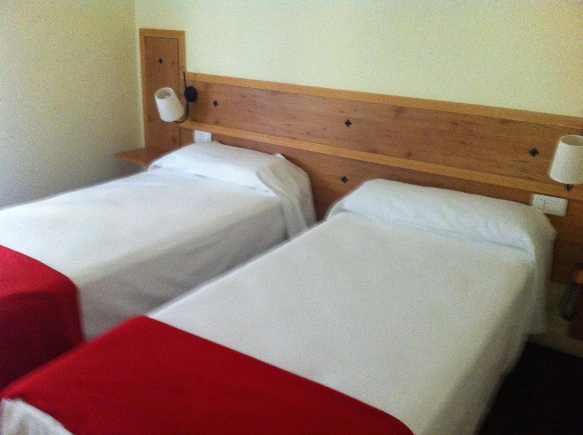 Hotel Bolina Guernica Kamer foto